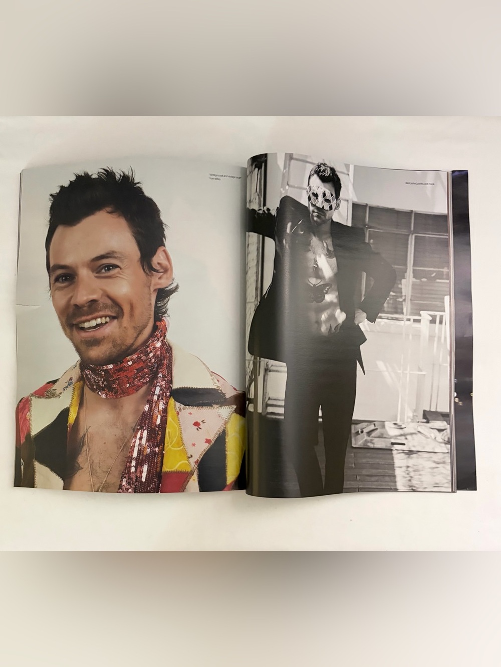 W Harry Styles Fashion “30 Page Portfolio Pop’s Electrifying Star” Volume 4 Mag - Picture 12 of 15